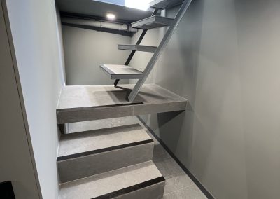 Garaj Chișinău – Amenajare industrial-modernă cu finisaje din beton